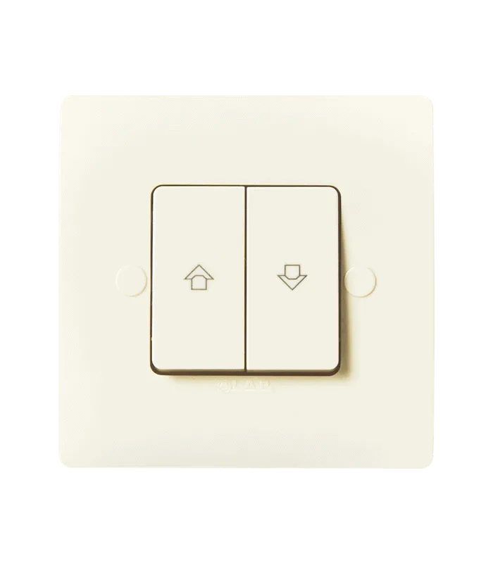 Poussoir inverseur rideaux